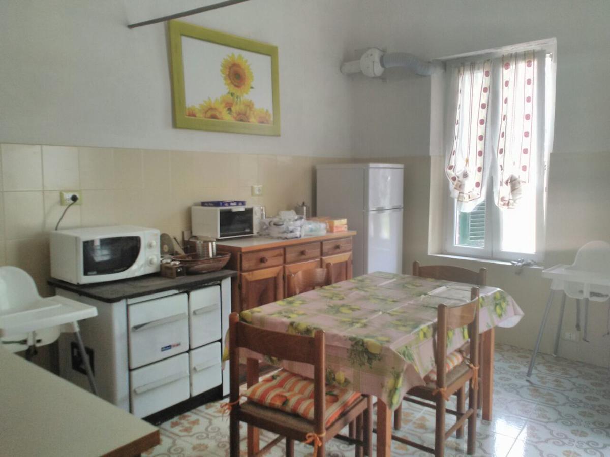 B&B Il Girasole Финале Лигуре Екстериор снимка