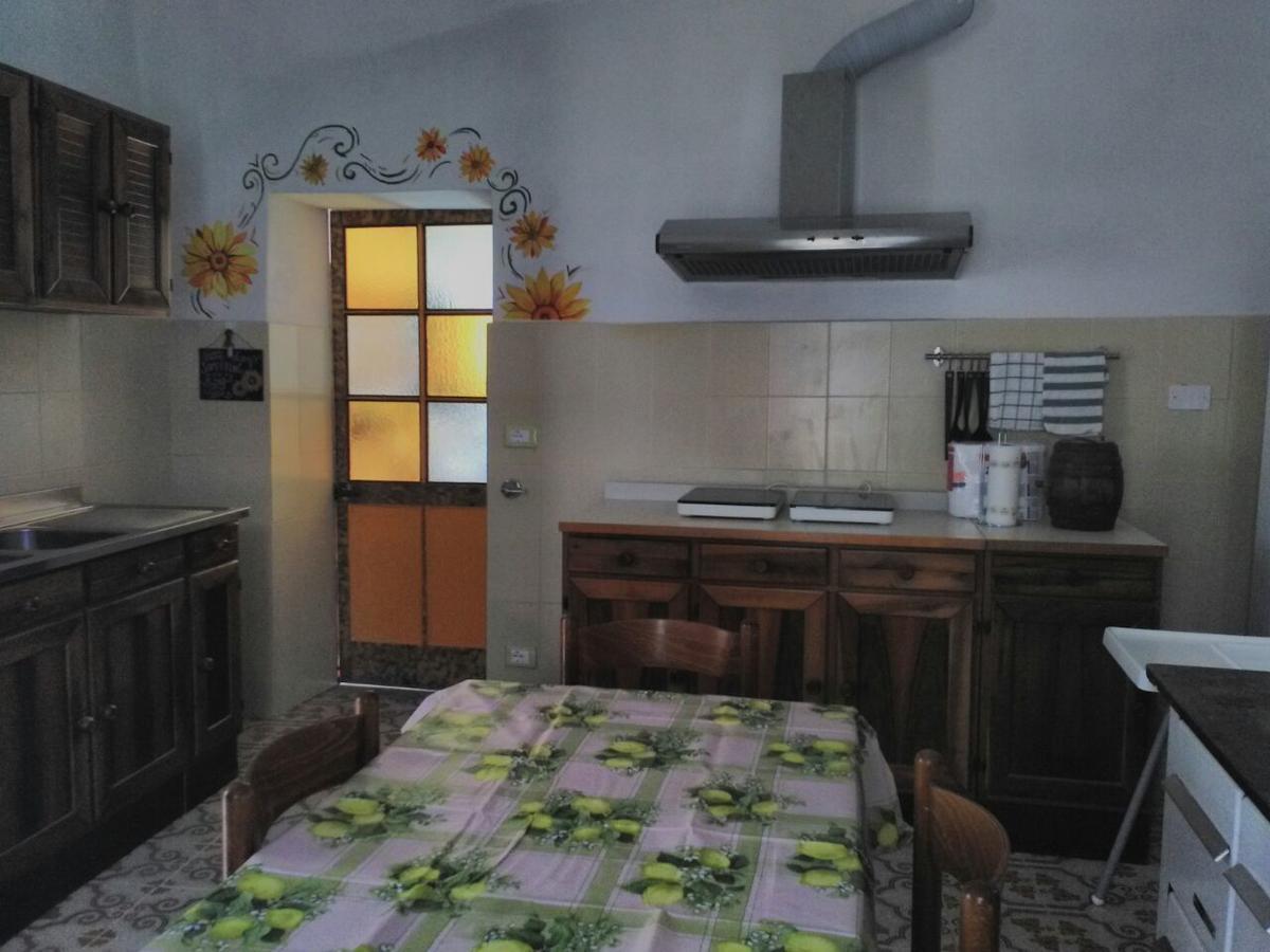 B&B Il Girasole Финале Лигуре Екстериор снимка